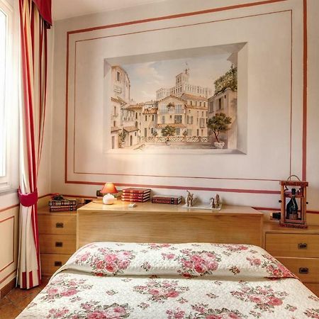 Lovely Flat By The Trevi Fountain Apartment Roma Ngoại thất bức ảnh