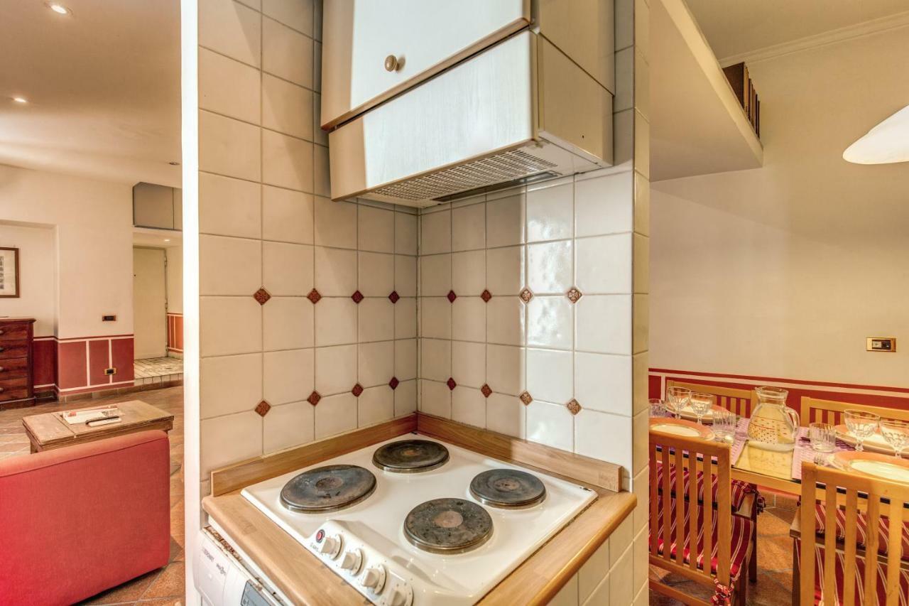Lovely Flat By The Trevi Fountain Apartment Roma Ngoại thất bức ảnh